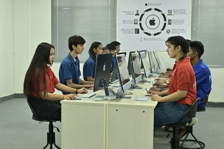 https://www.poddarinstitute.org/bca-course