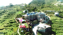 Couple-Friendly Resort in Mukteshwar