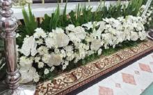 Flower shop near sanctuarium araneta