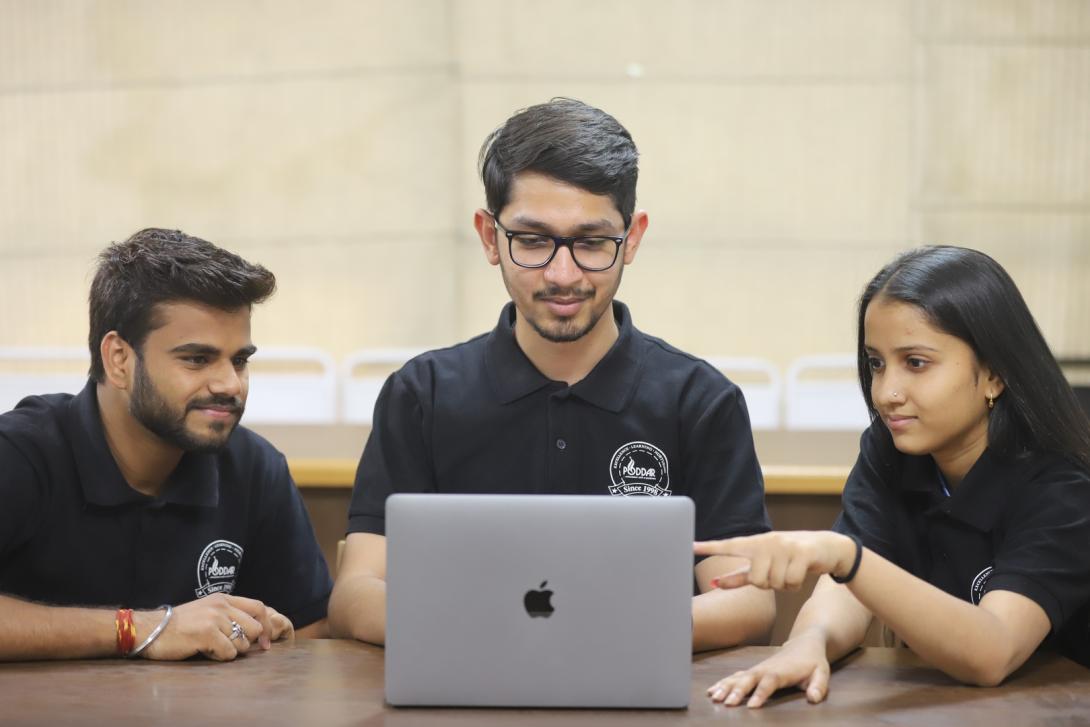 Emotion Detection: Bridging Human Feelings and Machine Intelligence