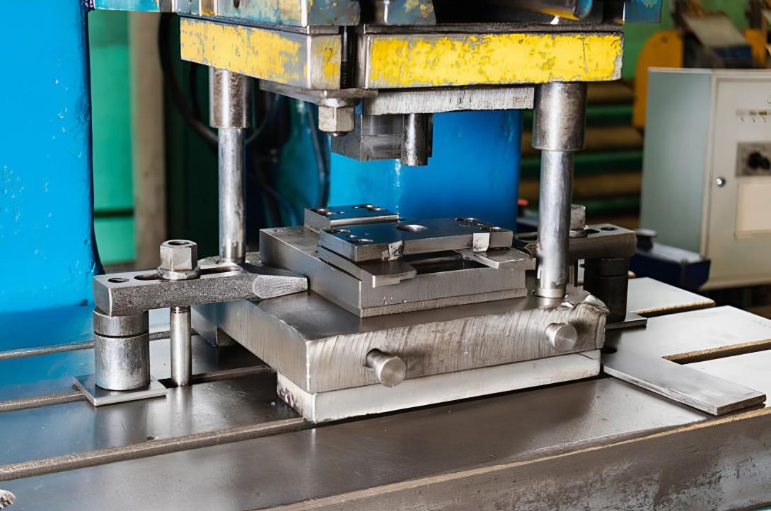 lamination press manufacturers in India