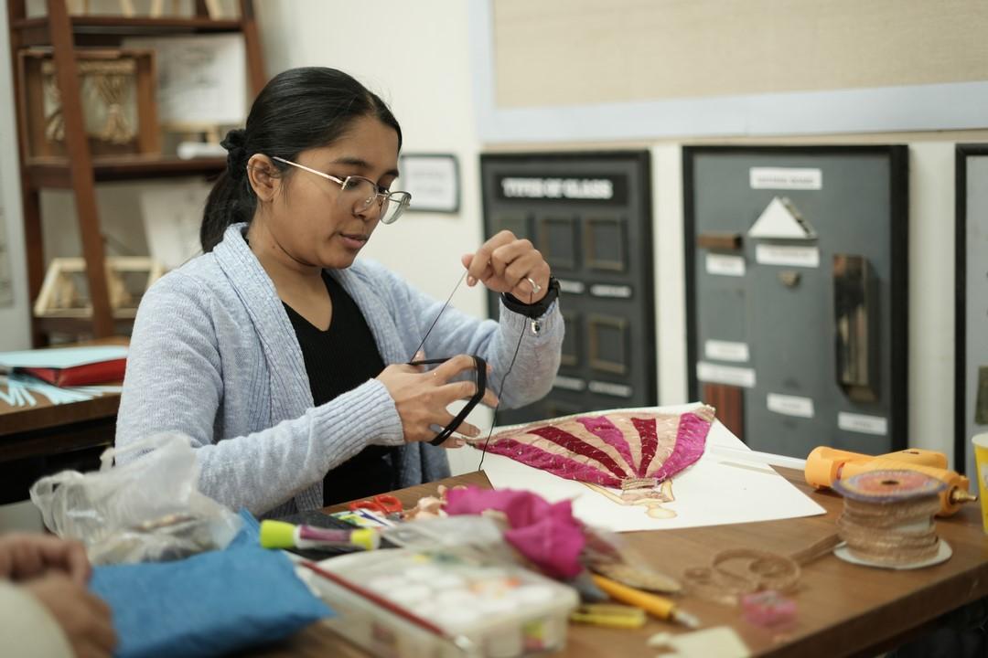  Encouraging Creativity and Education