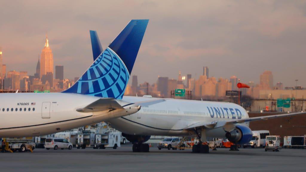 united last-minute deals