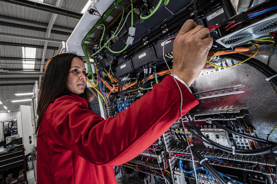 industrial electrician Melbourne