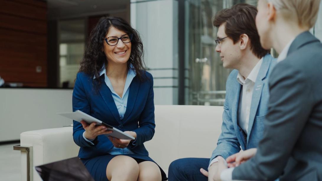 communications consultant