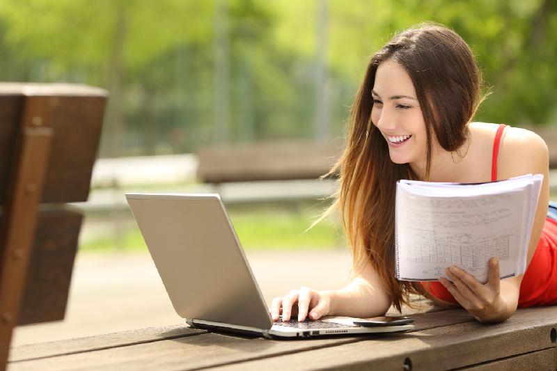 online student communities